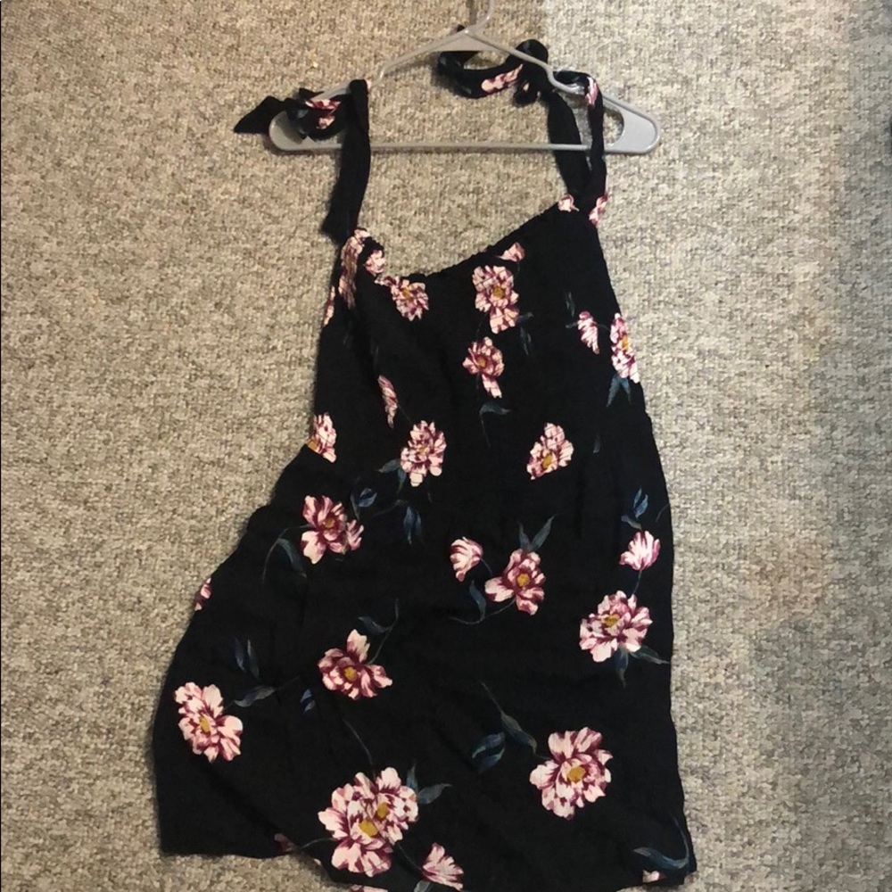 Kendall and Kylie summer dress